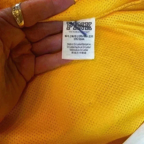 Victoria’s Secret PINK windbreaker with hood in yellow. Women’s size M/L - Picture 9 of 10